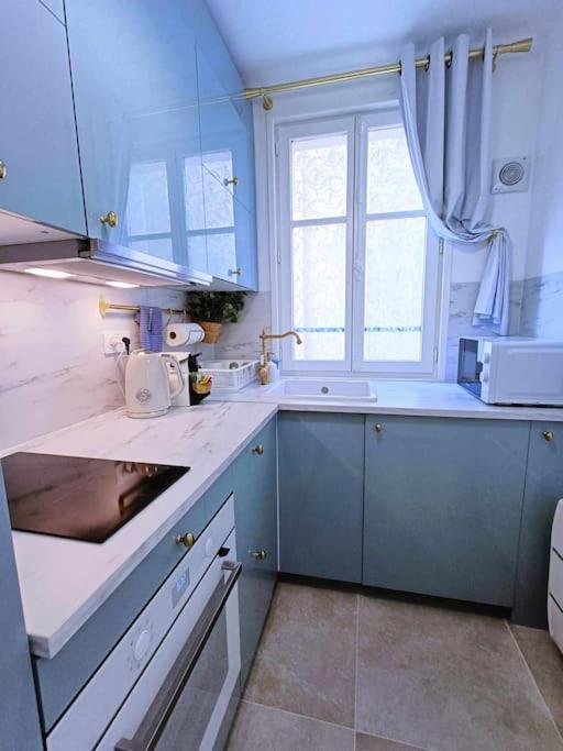 Au Petit Trianon Bleu Apartment Versailles Exterior photo
